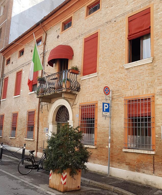 Alkimia Smart Rooms Ferrara Dış mekan fotoğraf